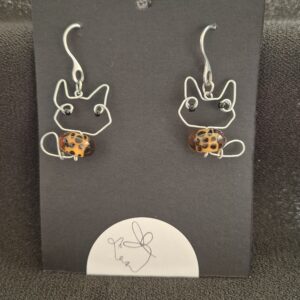 wire cat with brown spotted bead earrings